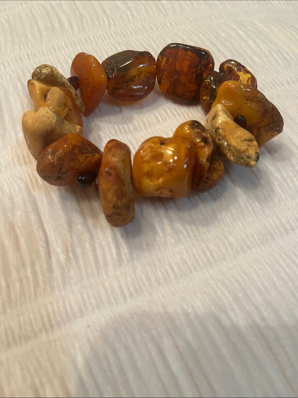 Polished Amber Chip Stretch Bracelet - Honey & Butterscotch Tones